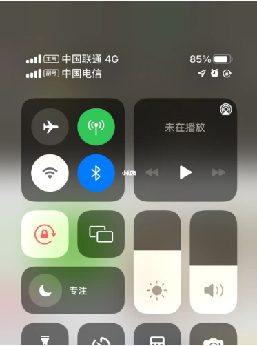 三山苹果手机维修分享iPhone双卡信号解决办法 