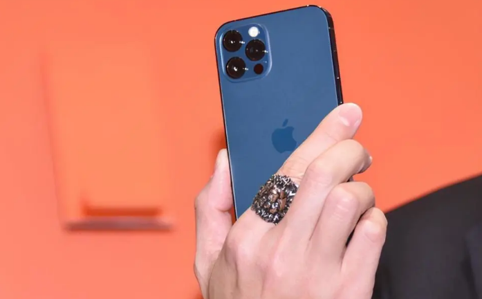 三山苹果手机维修分享iPhone12系列重启方法教程 