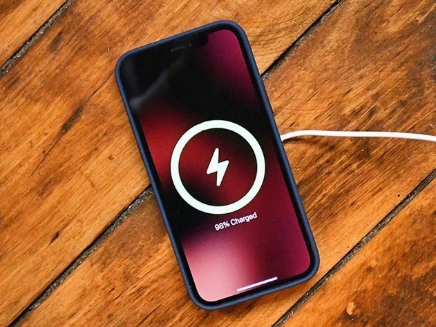 三山苹果手机维修分享iPhone 12可以随便充电吗 